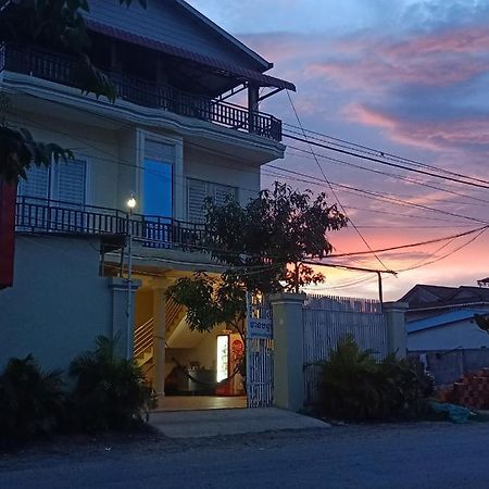 Piphub Thmey Guesthouse Kampot Exterior foto